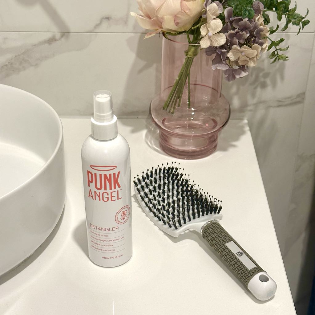 Twin Pack – Detangling Brush + Detangler